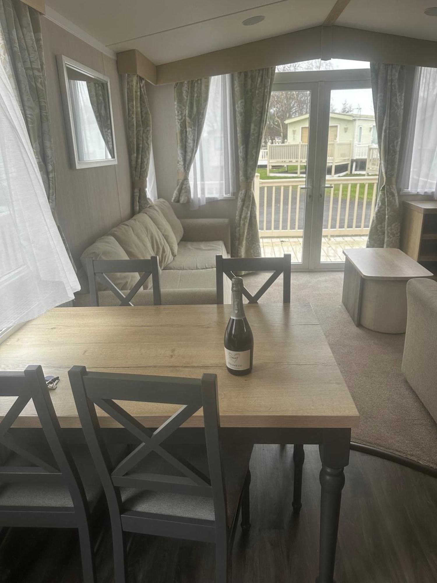 Charming 5-Beds Caravan In Beautiful Seton Sands Port Seton Exteriör bild