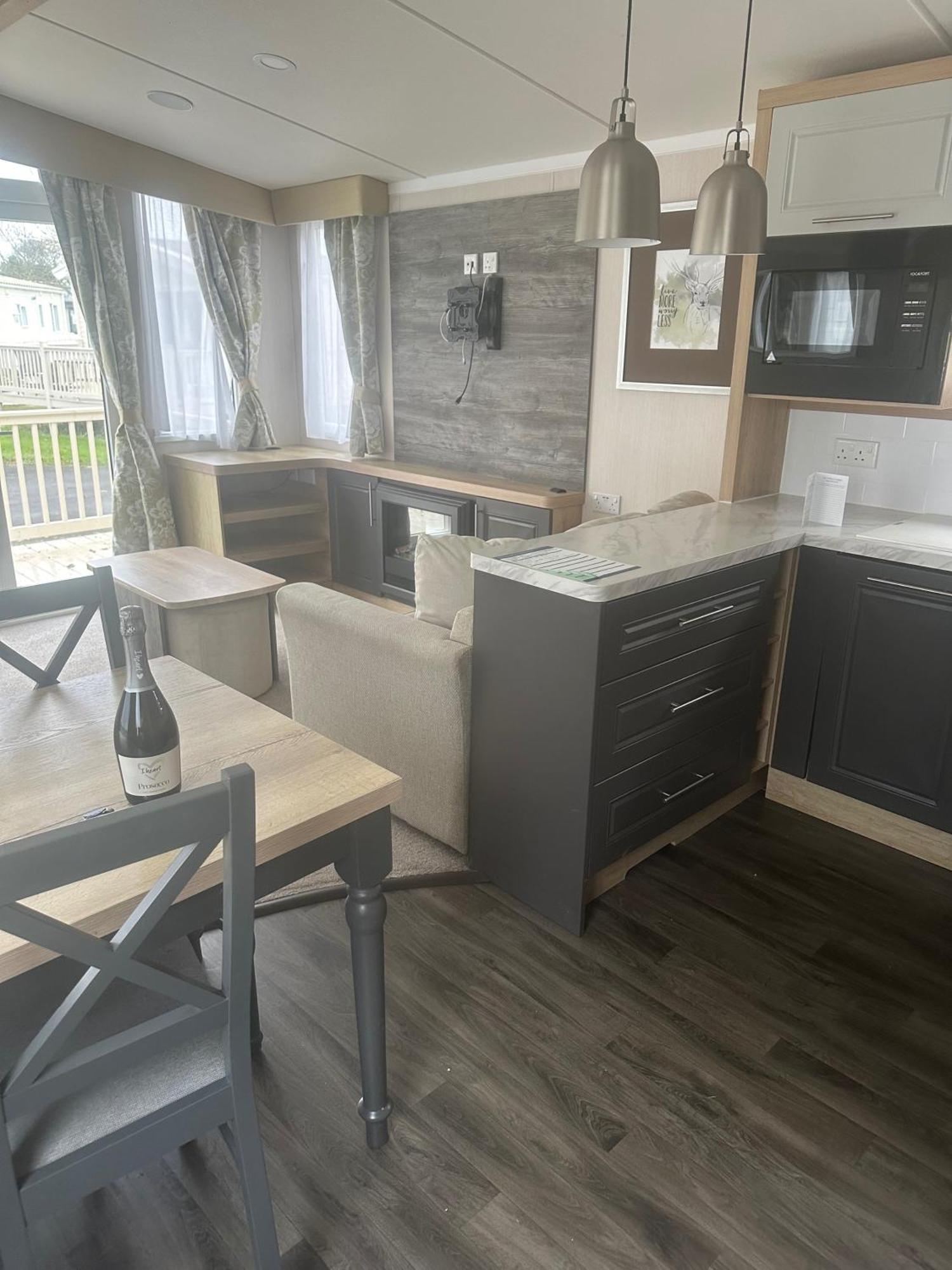 Charming 5-Beds Caravan In Beautiful Seton Sands Port Seton Exteriör bild