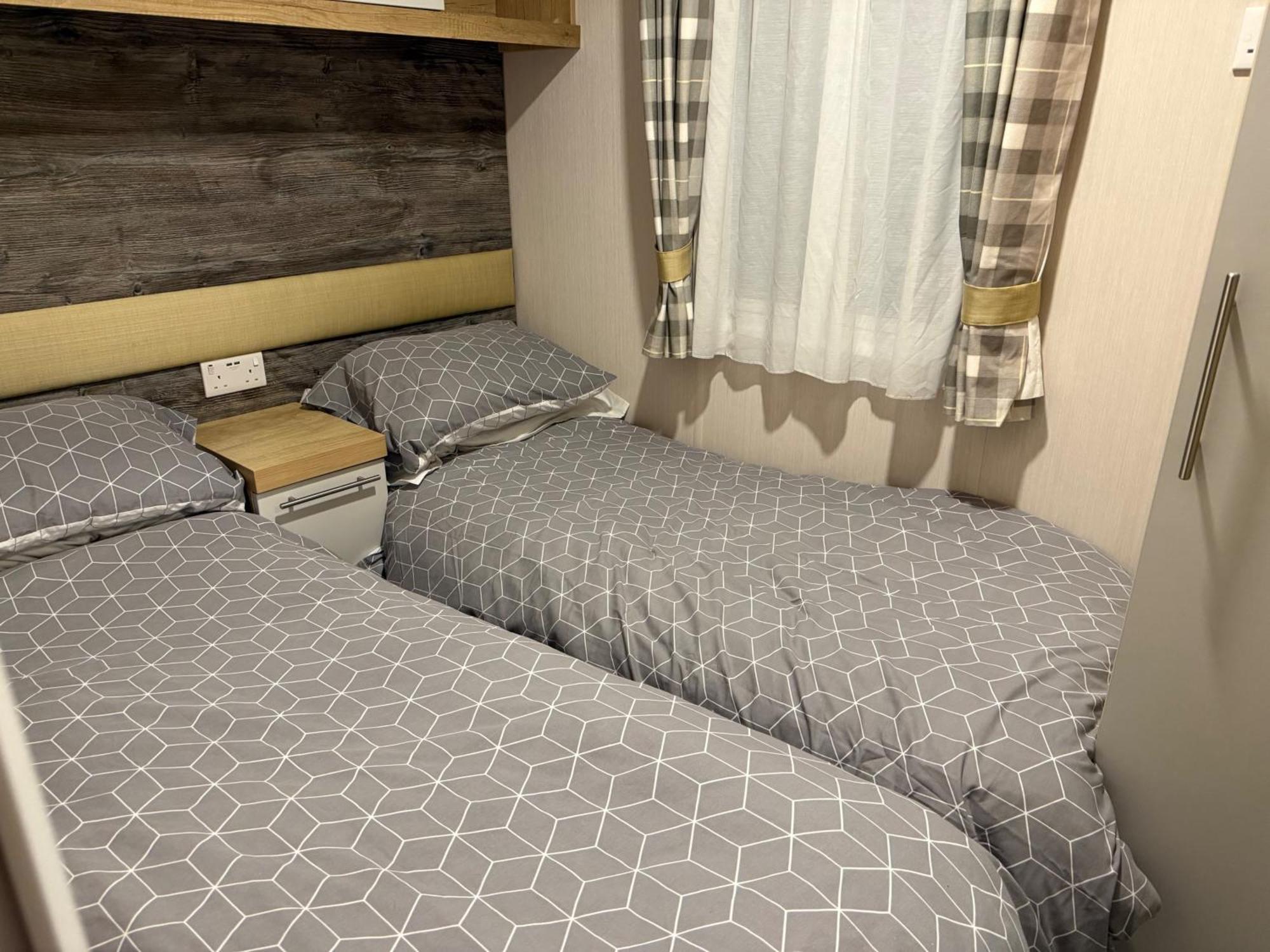 Charming 5-Beds Caravan In Beautiful Seton Sands Port Seton Exteriör bild